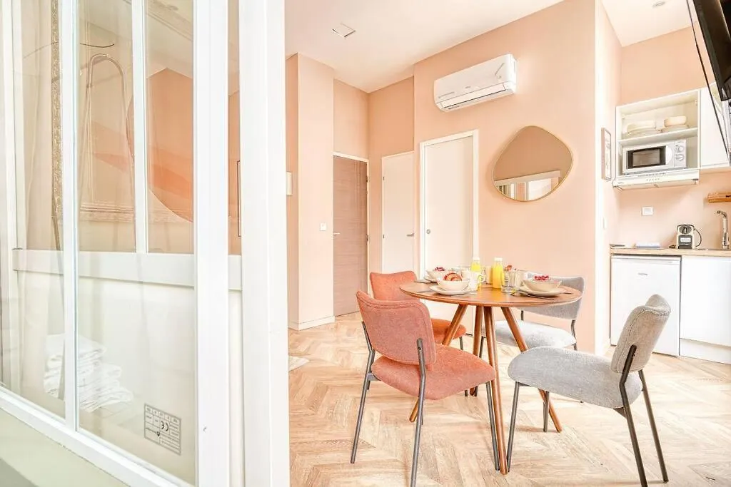 Place Du Marechal Juin - Ii Apartmán