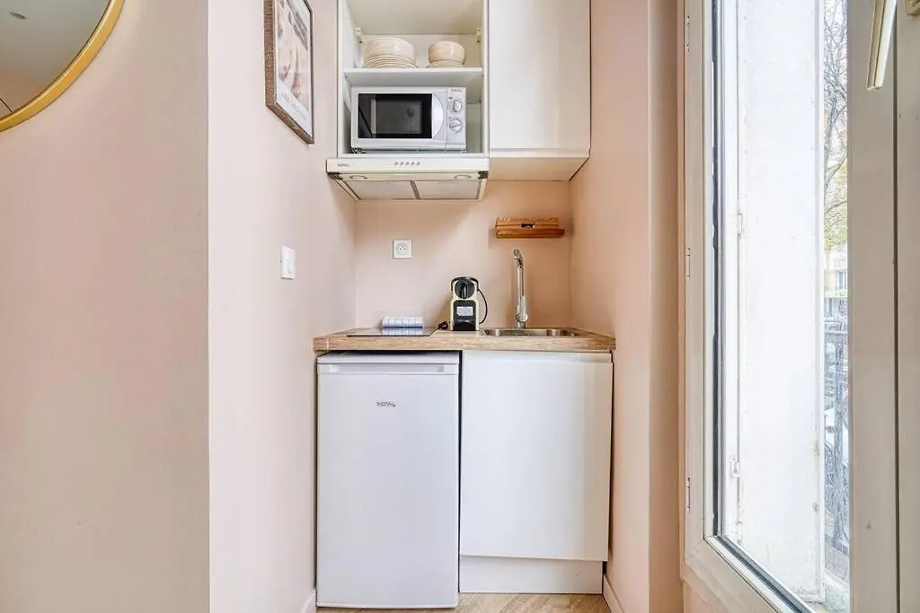 Apartment Place Du Marechal Juin - Ii Paris