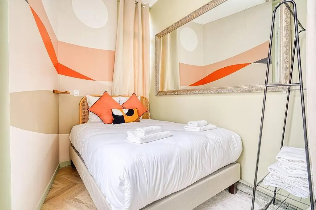 Place Du Marechal Juin - Ii Apartment